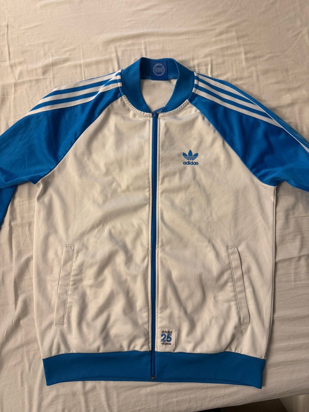 Adidas x nigo vest, Ophalen of Verzenden, Zo goed als nieuw, Maat 48/50 (M), Blauw
