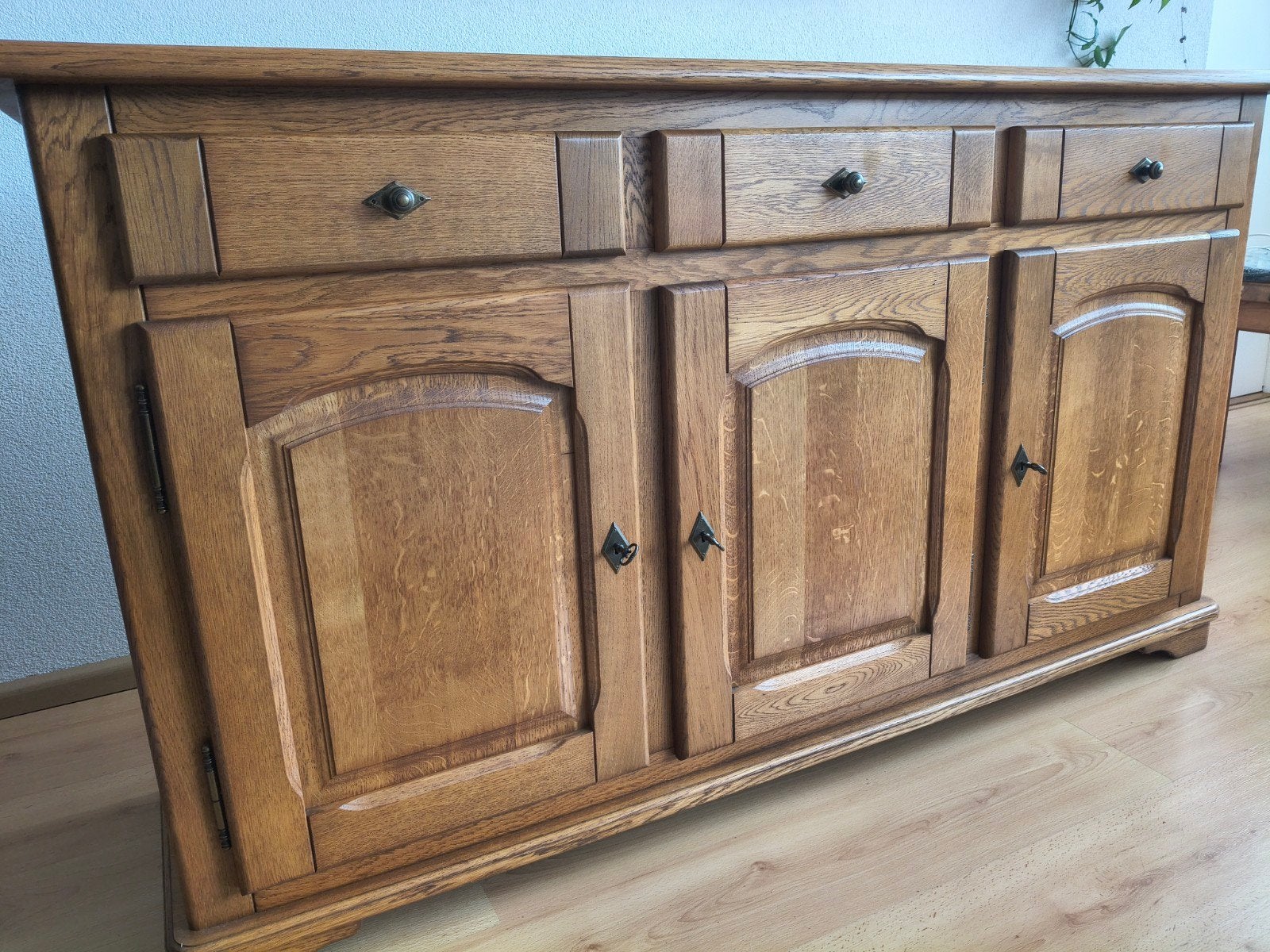 Dressoir, Ophalen, Gebruikt, 150 tot 200 cm, Met lade(s)