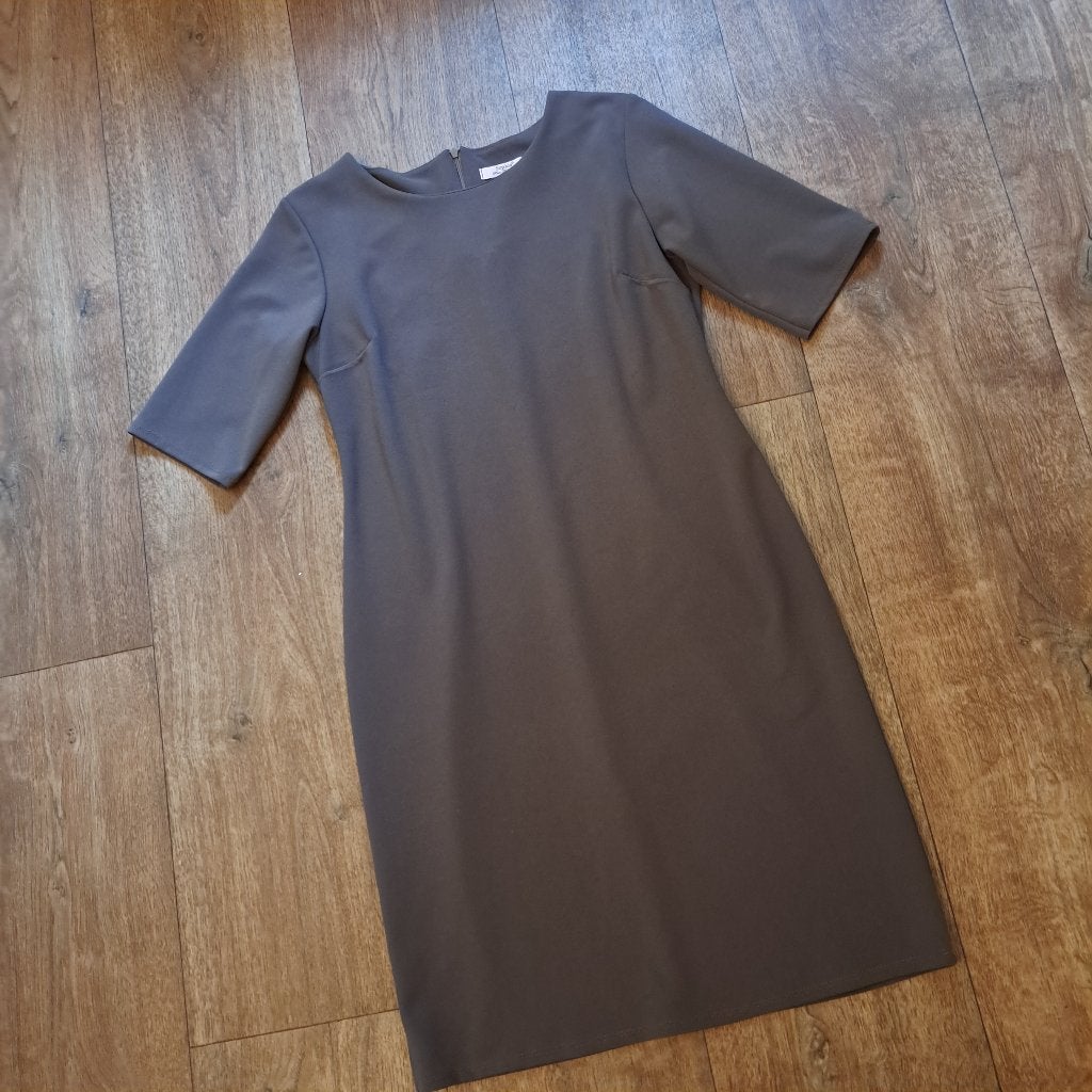 taupe kleur jurk mt. L, Bruin, Sophia, Maat 42/44 (L), Ophalen of Verzenden