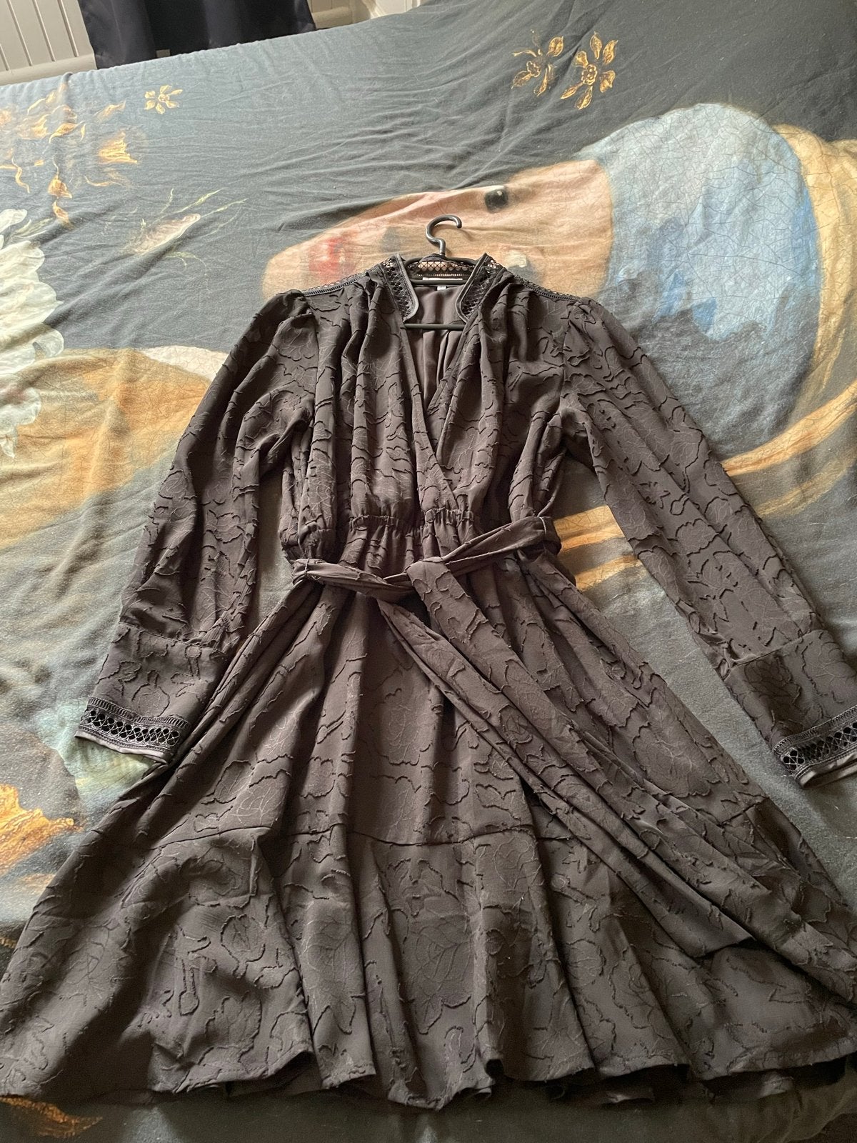Suncoo Paris Robe Charly Zwarte Jurk met Mooie Details, Maat 38/40 (M), Zwart, Ophalen of Verzenden, Zo goed als nieuw