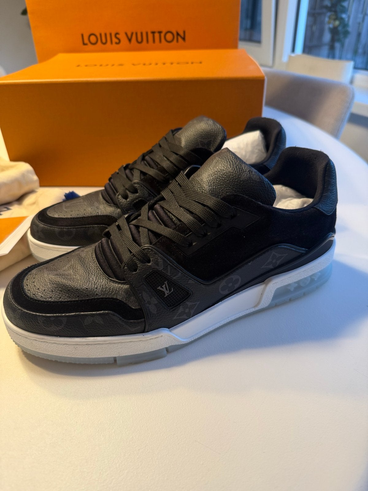 Louis Vuitton Trainer Sneakers Zwart, Zwart, Ophalen of Verzenden, Sneakers of Gympen, Zo goed als nieuw