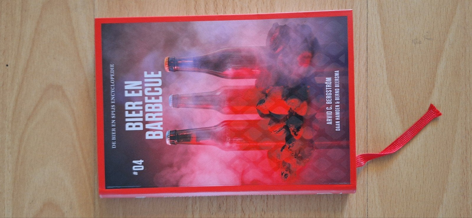 Bier en Barbecue kookboek - De Bier en Spijs Encyclopedie, Arvid C. Bergström, Daan Hamden & Bernd Beersma, Ophalen of Verzenden