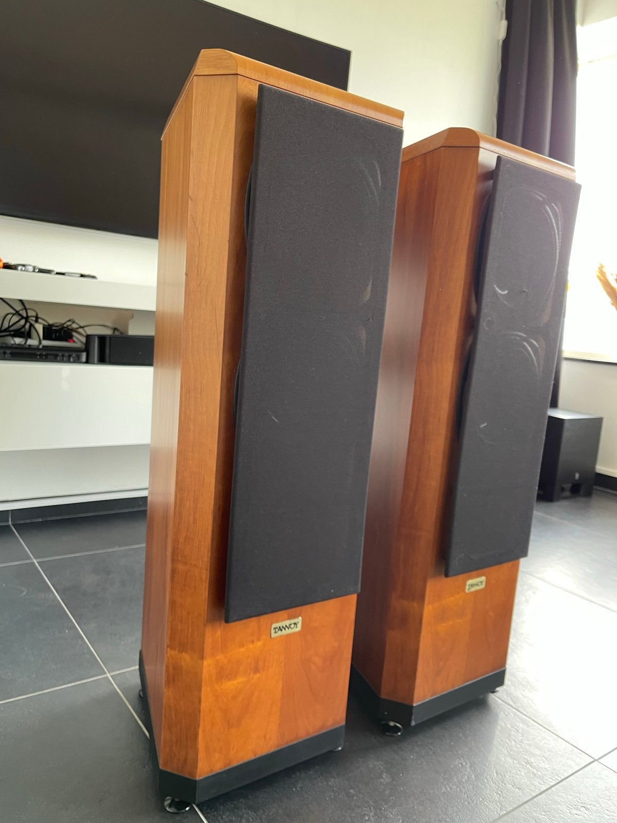 Tannoy D500 Vloerstaande Luidsprekers - American Cherry, Audio, Tv en Foto, Luidsprekers, Vloerstaande luidspreker, Zo goed als nieuw