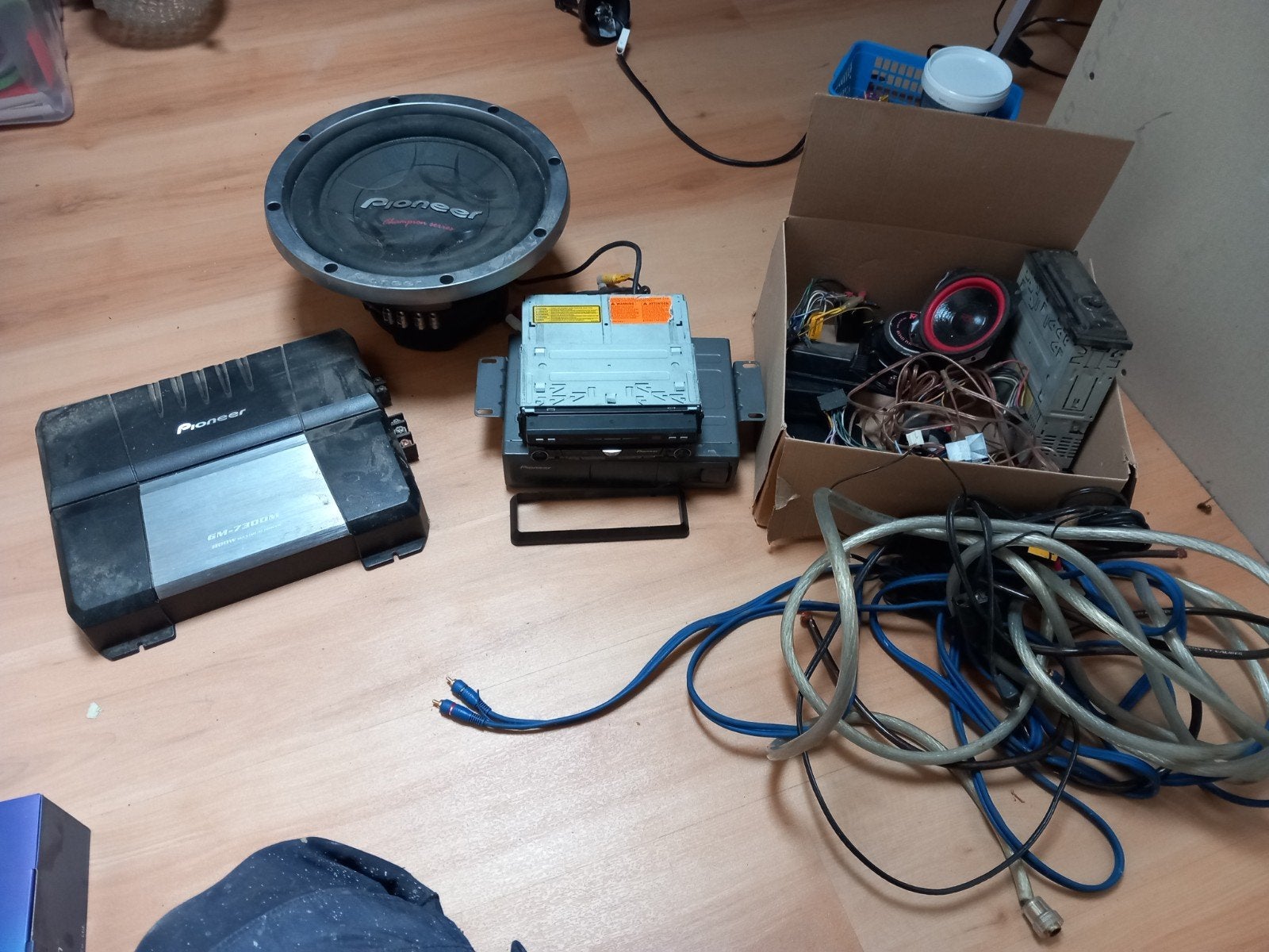 Pioneer Car Audio Set: Versterker, Subwoofer, Radio/CD, Ophalen of Verzenden, Gebruikt