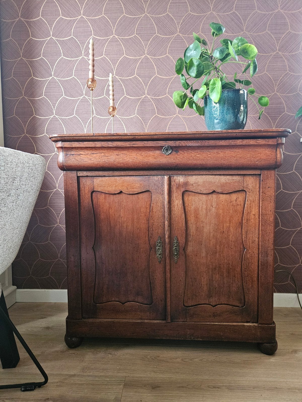 Antiek Biedemeier kastje mahonie hout, Antiek en Kunst, Ophalen