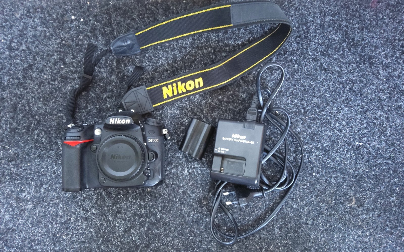 Nikon D7000 body incl. Batterij en oplader, Audio, Tv en Foto, Fotocamera's Digitaal, Ingebouwde flitser, Spiegelreflex, Verzenden