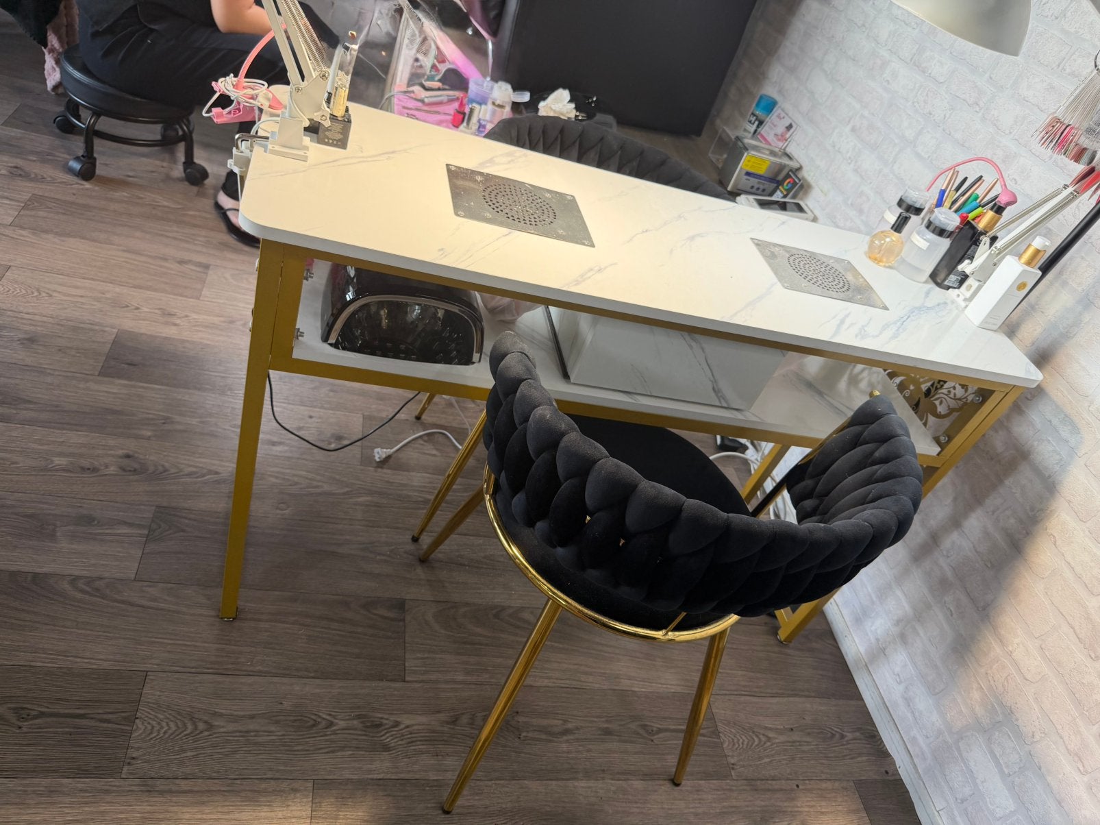 Professionele nageltafel met afzuiging en marmerlook, Ophalen, Gebruikt, 100 tot 150 cm, Rechthoekig