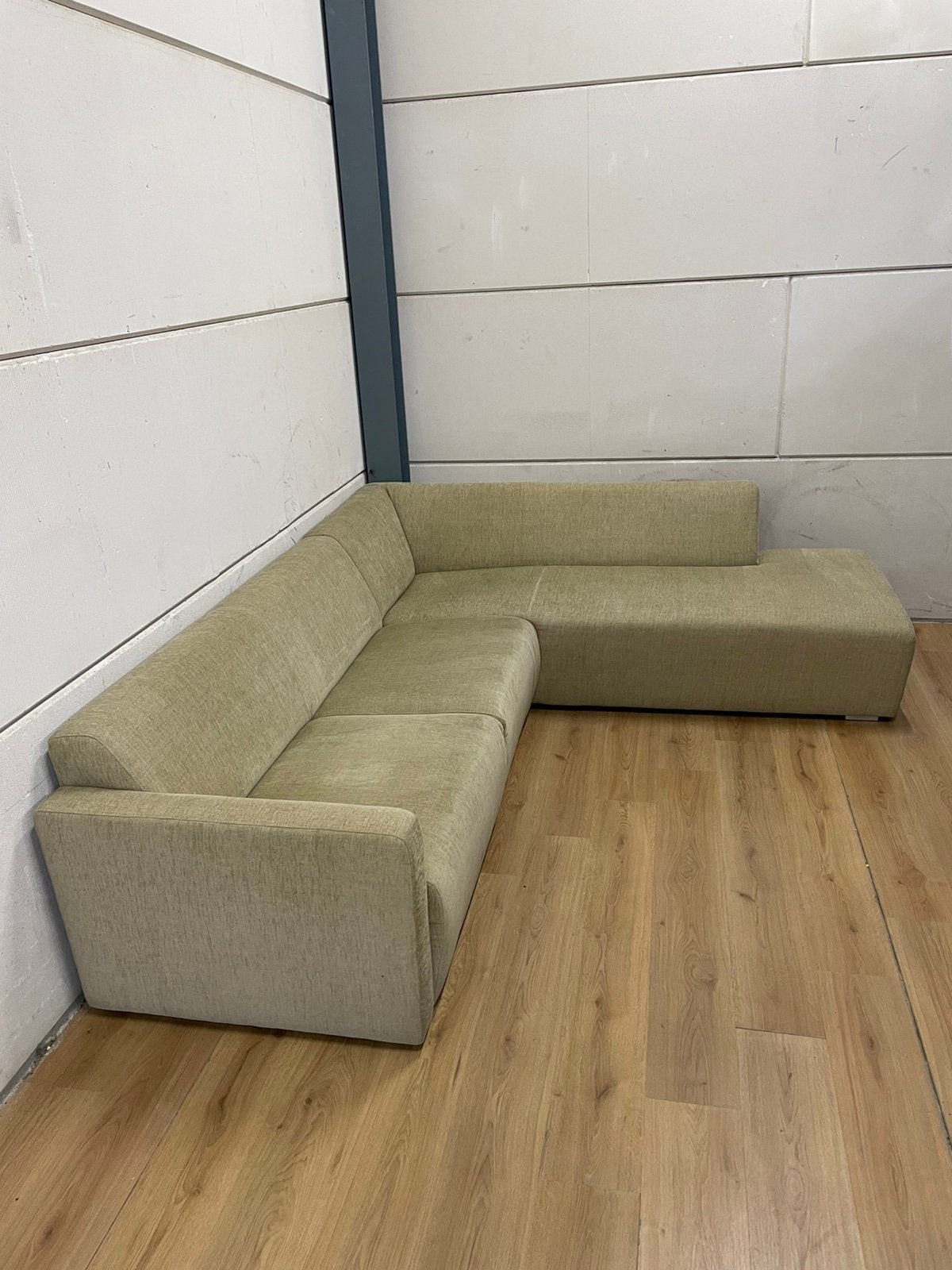 Mooie luxe suede beige MONTEL hoekbank - GEREINIGD!!!, Ophalen, 250 tot 300 cm, Luxe, Hoekbank