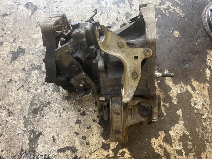 Versnellingsbak van een Ford KA, Gebruikt, -, Verzenden, -