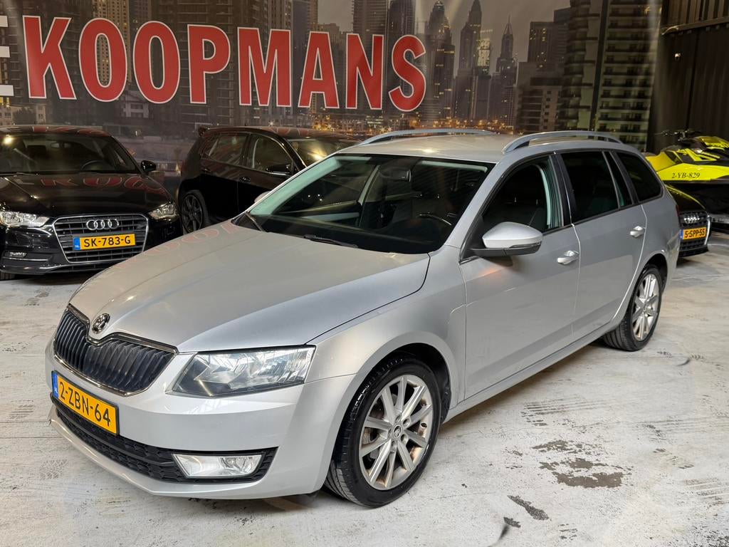 Skoda Octavia 1.6TDI 77KW Combi Dsg-7 2015/2Keys/Navi/Clima/, Automaat, Stof, 4 cilinders, Origineel Nederlands