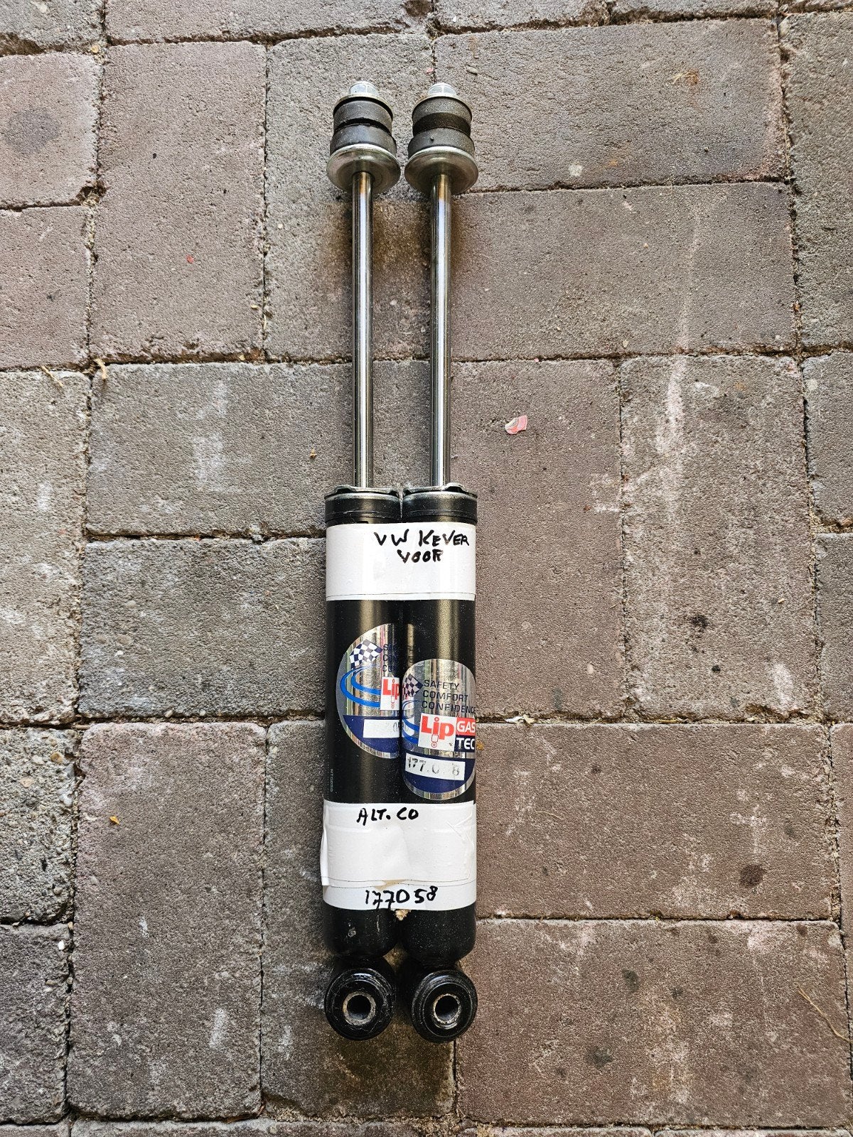 schokdempers VW Kever, Ophalen, Nieuw