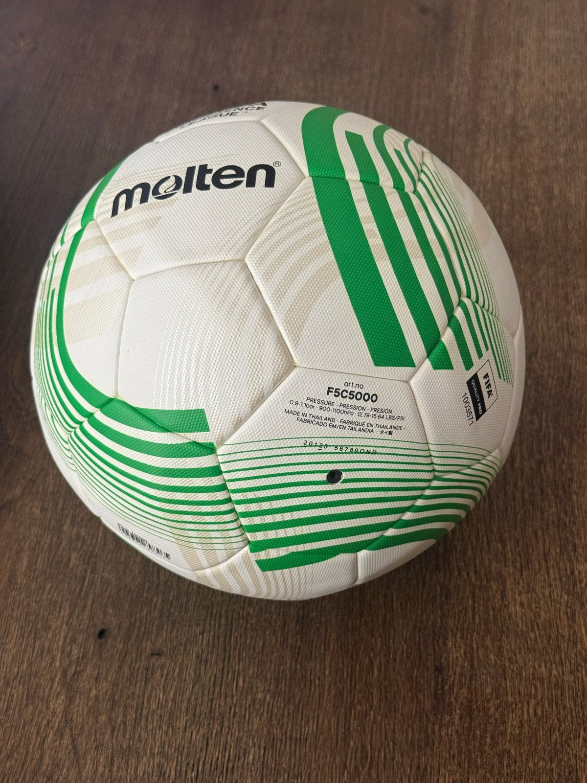 Gesigneerde Molten Europa Conference League Finale Bal, Maat XL, Ophalen, Zo goed als nieuw, Bal