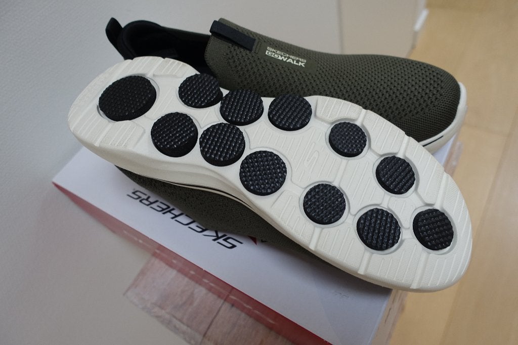 Skechers GoWalk - maat 43 - NIEUW, Kleding | Heren, Overige kleuren, Nieuw, Ophalen of Verzenden, Sneakers of Gympen