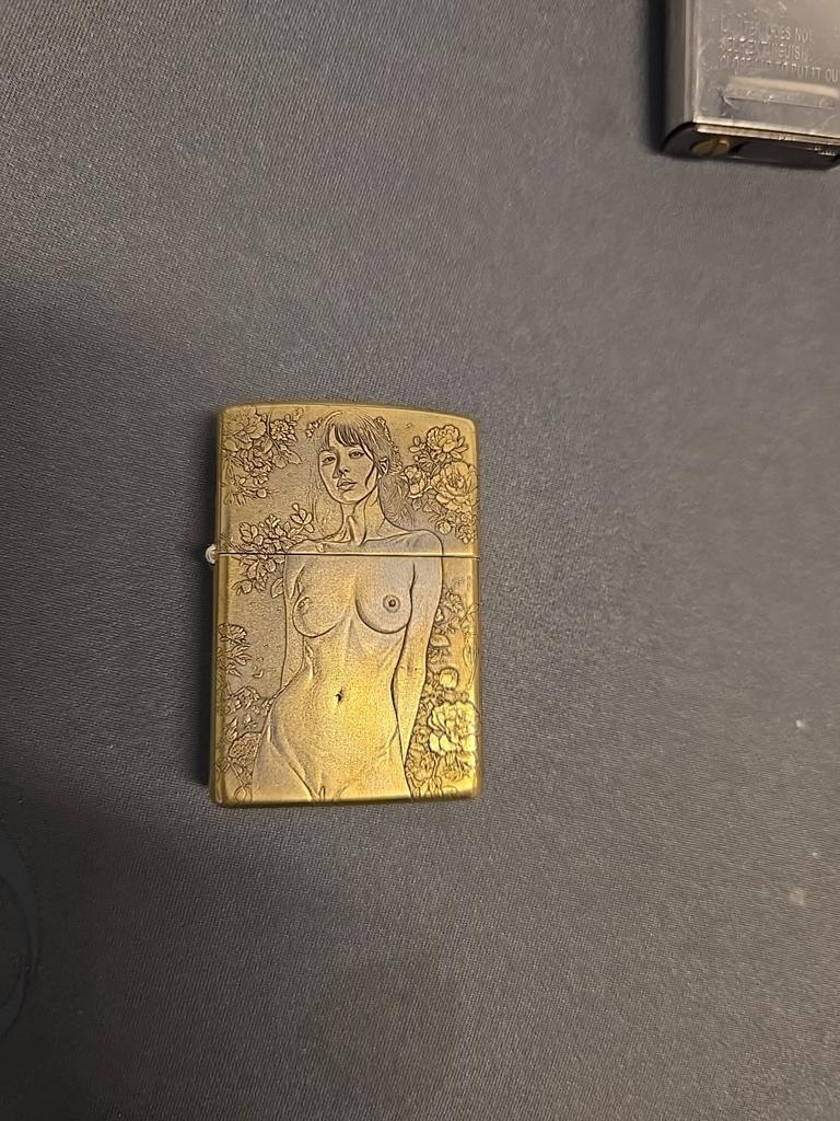 Zippo Anime Hentai aansteker - Custom gegraveerd 2024, Ophalen of Verzenden