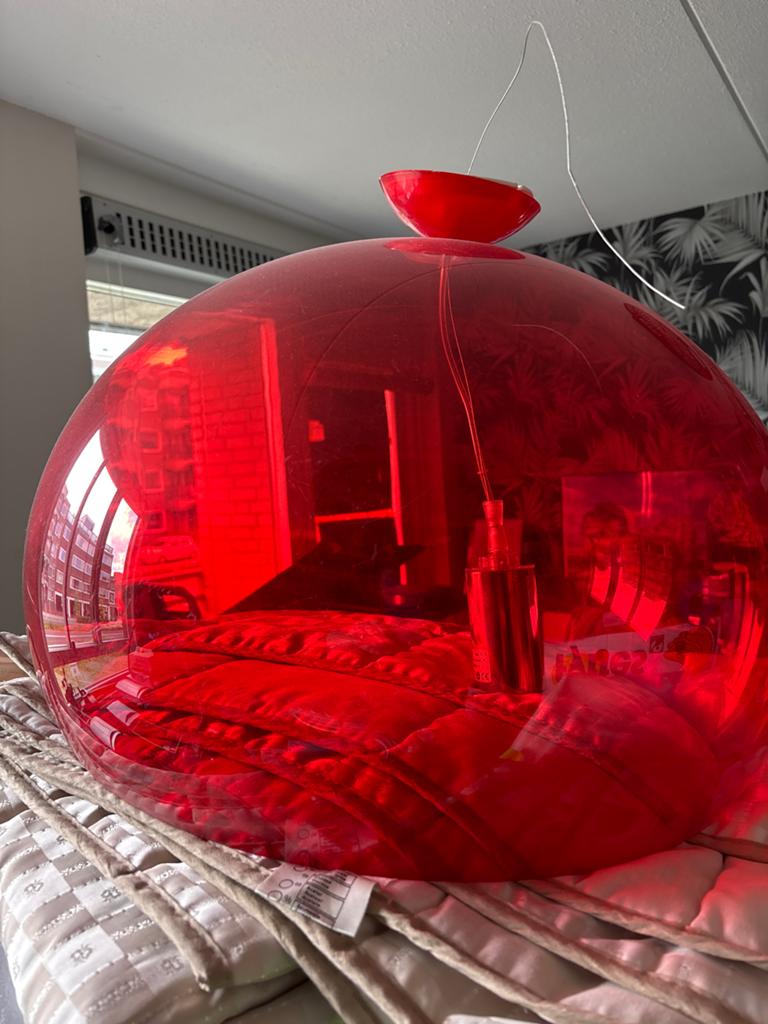Kartell Fly lamp - Rode design hanglamp, Huis en Inrichting, Lampen | Hanglampen, Ophalen, Zo goed als nieuw, Kunststof, 50 tot 75 cm