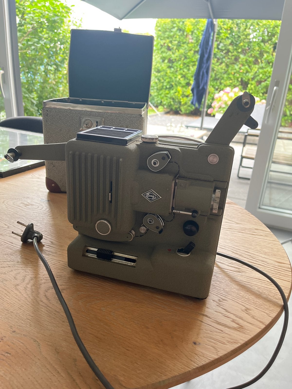 Vintage 8 mm filmprojector in originele koffer, Ophalen, Gebruikt