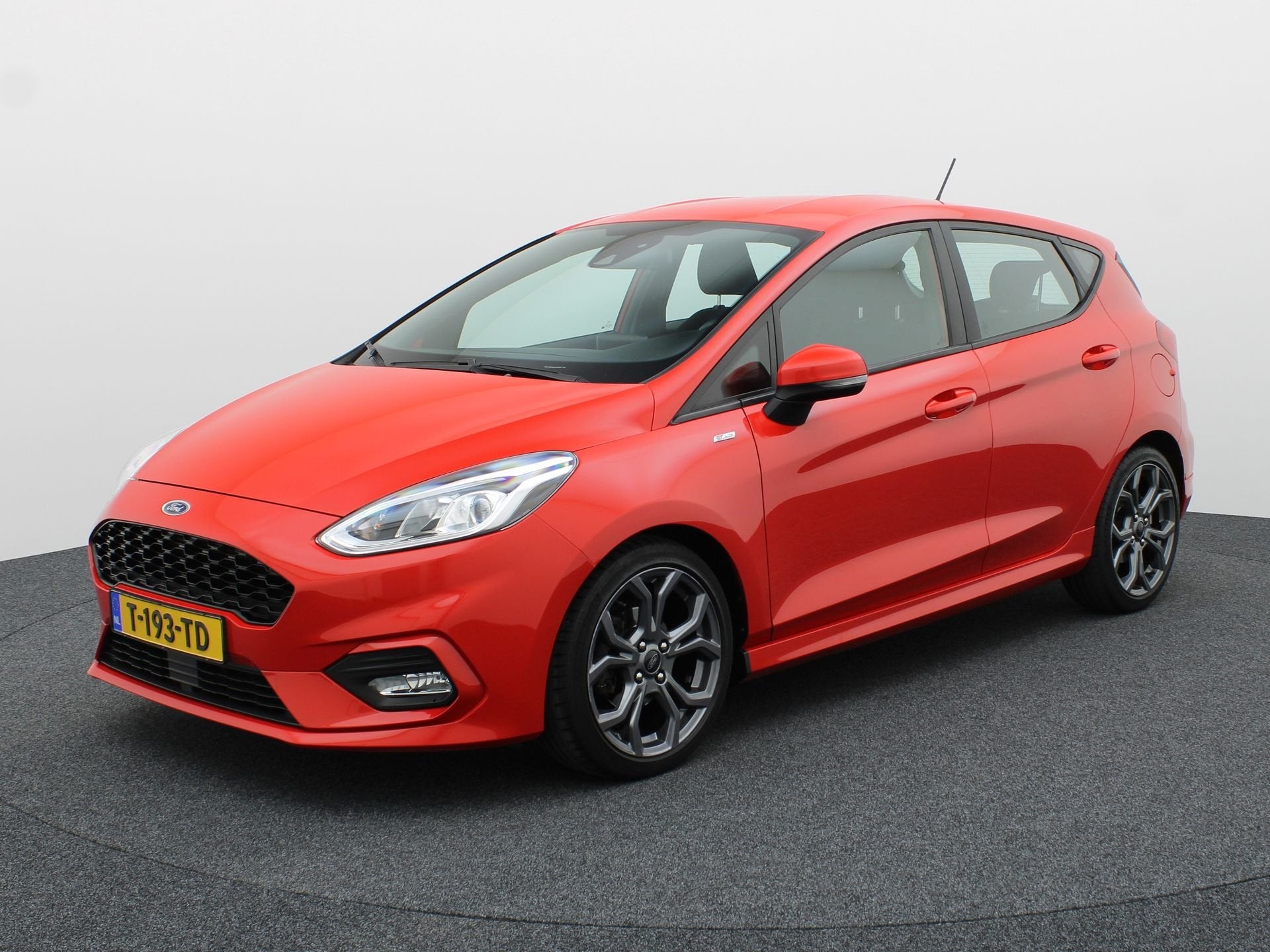 Ford Fiesta 1.0 EcoBoost Automaat ST-Line | 17'' | Stoel & S, 12 maanden, Gebruikt, 620 kg, 49 €/maand