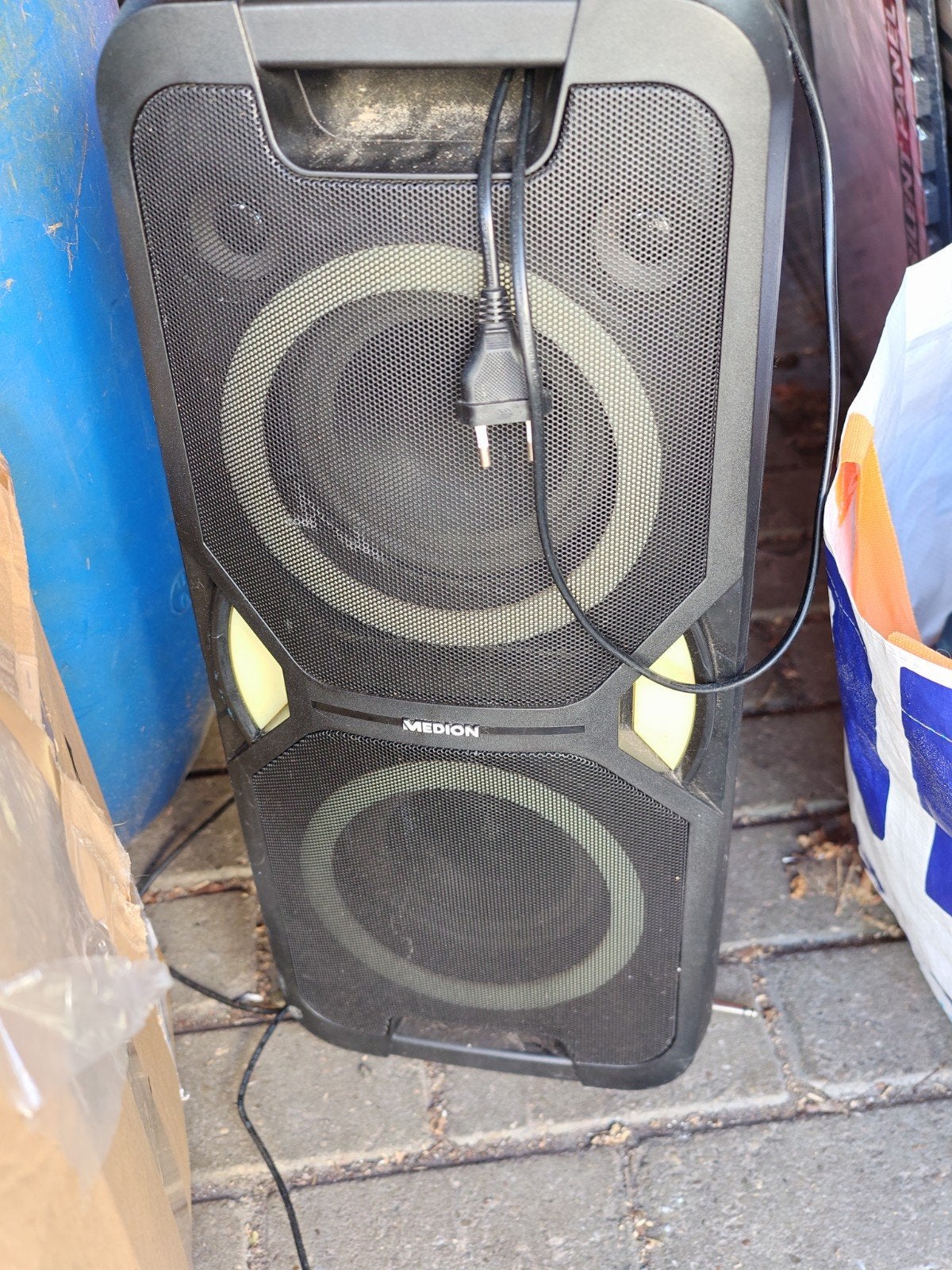 Medion Party Speaker MD 44468 - Accu defect, werkt op stroom, Gebruikt, Party speaker, AUX-ingang, Ophalen