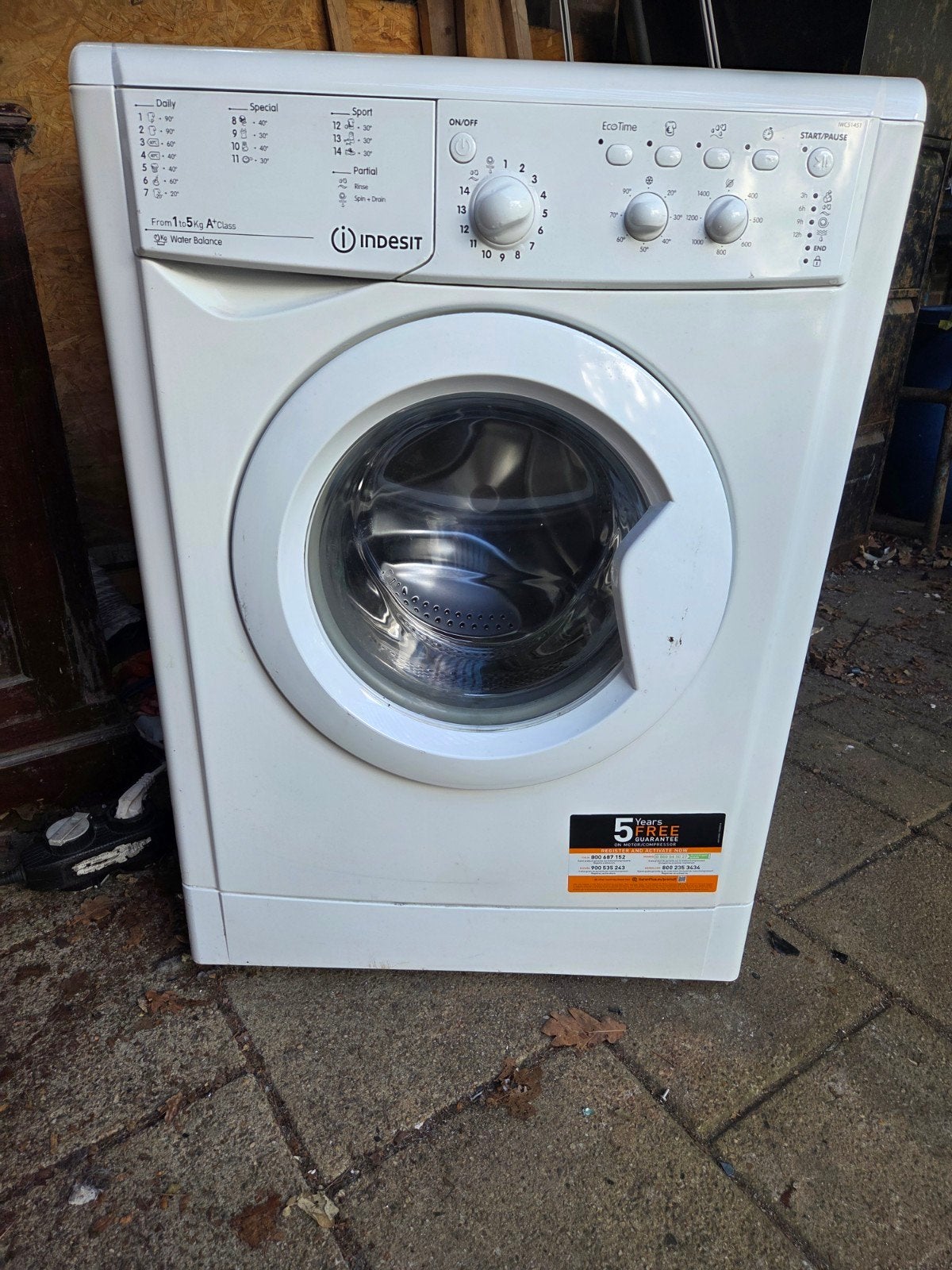 Indesit IWC 51451 EU Wasmachine - 5kg, 1400 toeren, Witgoed en Apparatuur, Wasmachines, Ophalen