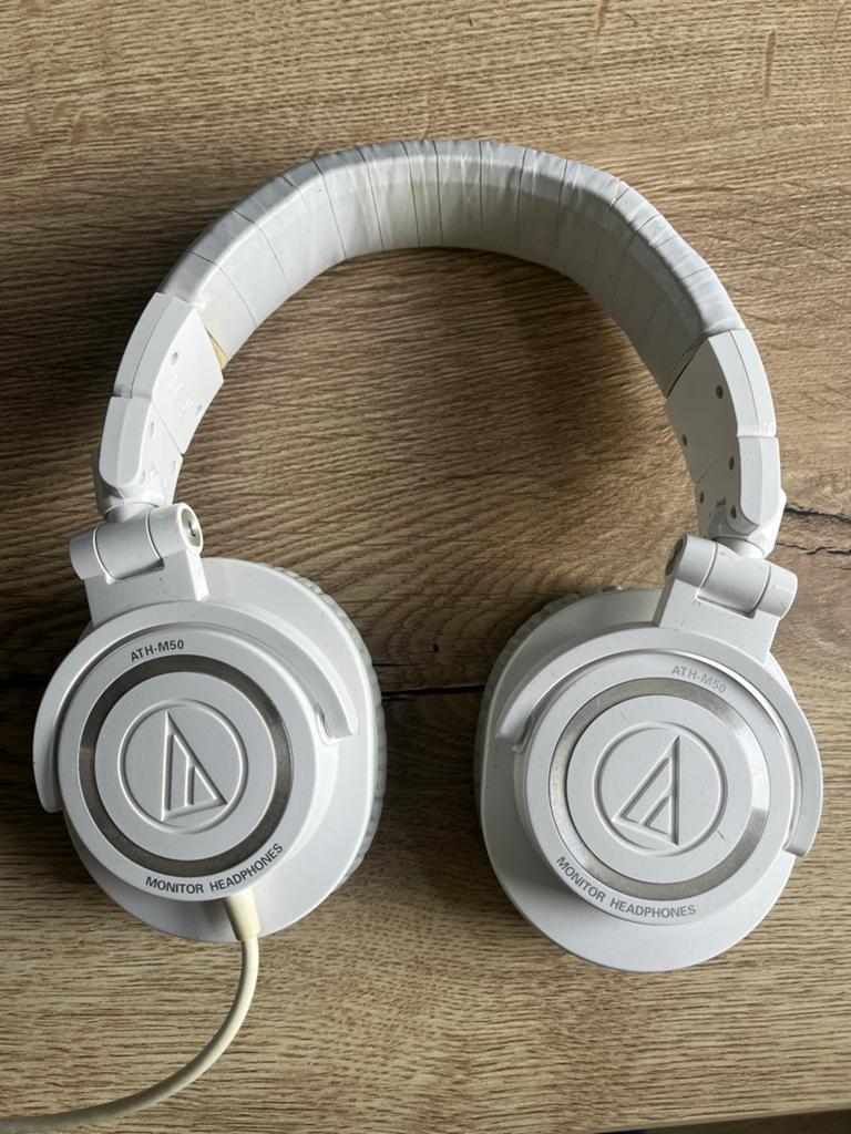 Audio-Technica ATH-M50 Studio Koptelefoon, Audio, Tv en Foto, Koptelefoons, Ophalen of Verzenden, Gebruikt, Over oor (circumaural)