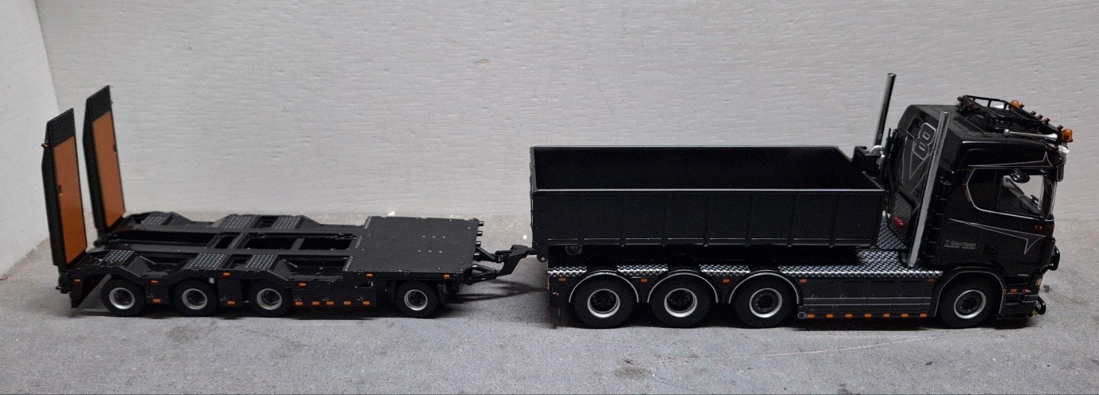 WSI 1:50 Geurtsen Scania Haakarm met Dieplader (compleet), Hobby en Vrije tijd, Modelauto's | 1:50, Ophalen of Verzenden, Zo goed als nieuw