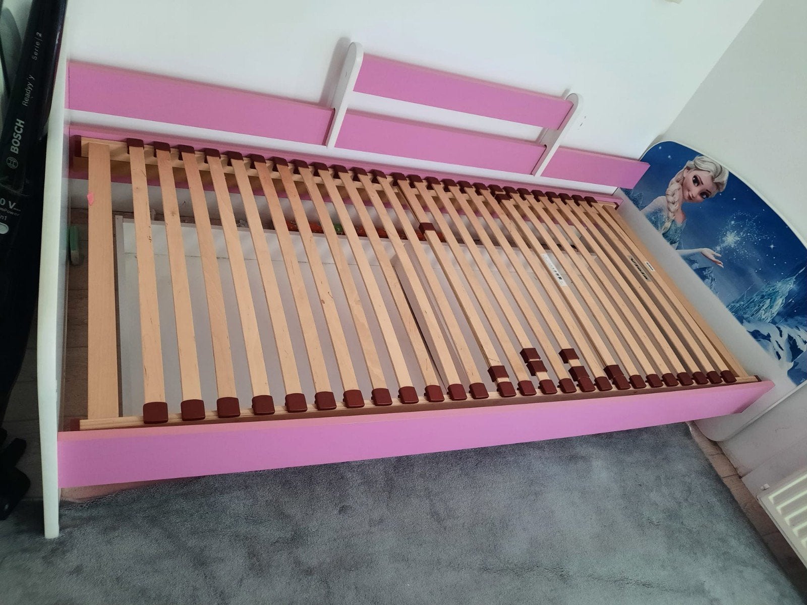 Kinderbed Frozen Elsa - Zo goed als nieuw, zonder matras, 90 cm, Ophalen of Verzenden, Zo goed als nieuw, 200 cm