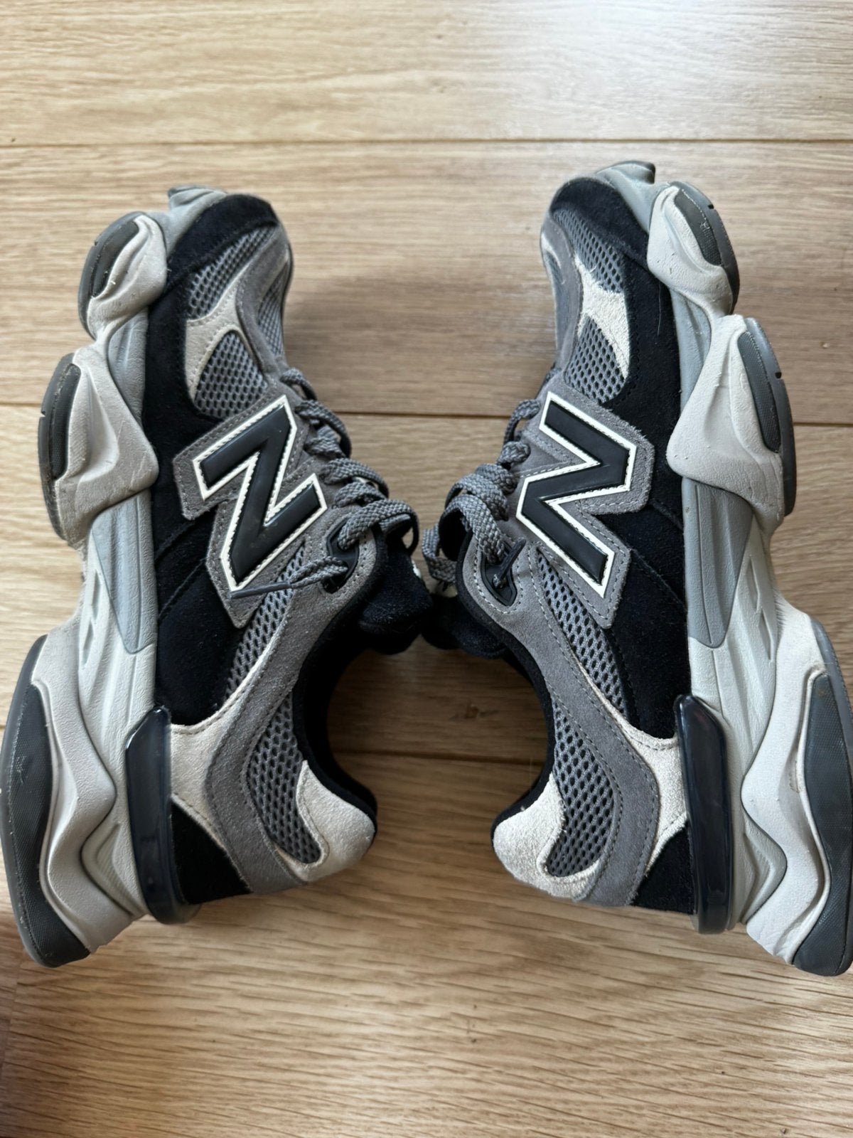 New balance 9060 zwart-wit, Kleding | Heren, Schoenen, Zwart, Ophalen of Verzenden, Sneakers of Gympen, Zo goed als nieuw