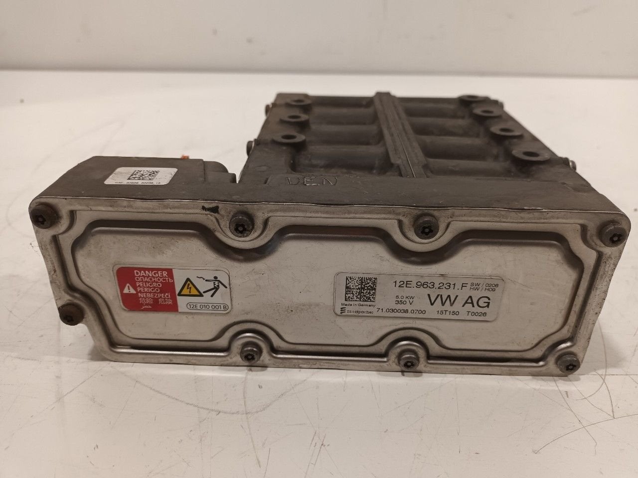 Standkachel Volkswagen Golf, Onderdelen@venauto.nl, Van der Ven Autorecycling B.V., Gebruikt, Ettenseweg 76, 4706 PB Roosendaal, The Netherlands