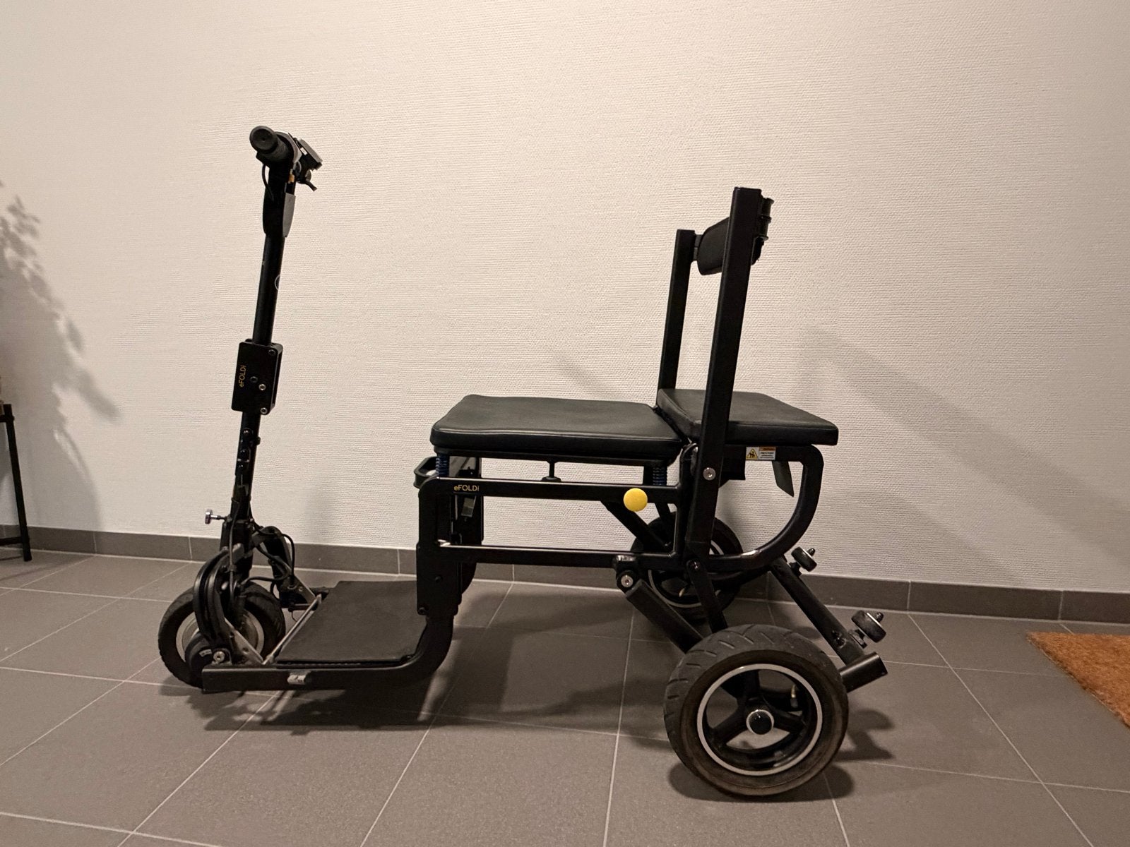 Opvouwbare scootmobiel, Ophalen, Zo goed als nieuw, Elektrische rolstoel