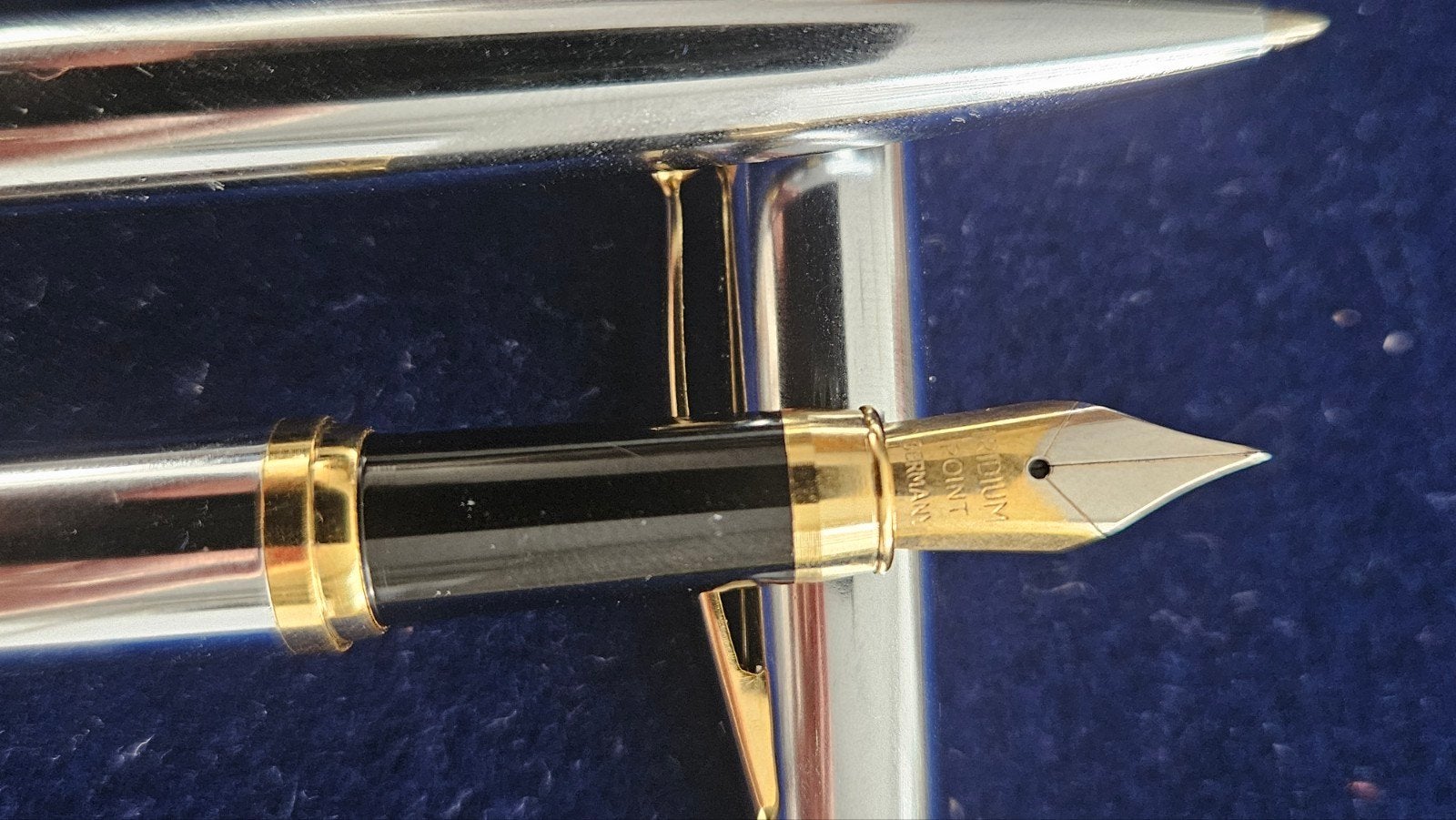 vulpen Iridium Point Germany, Ophalen of Verzenden