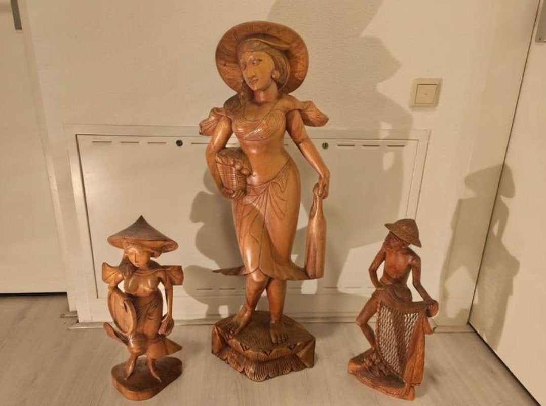 3 grote Balinese beelden van teakhout – hoogte 98 cm – hout, Verzamelen, Ophalen, Mens