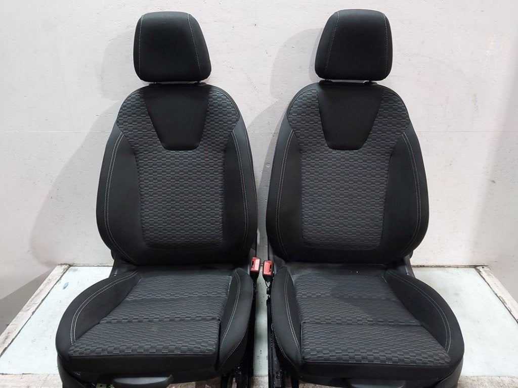 Interieur Opel Astra K (2015-10/2022-12) 13597808, Auto-onderdelen, Gebruikt, Bahnhofsplatz, Rüsselsheim am Main 65423, , Duitsland