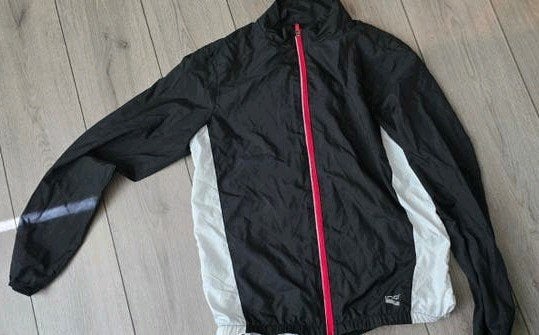 INQ Fiets Windbreaker Maat L - Zo goed als nieuw, Kleding | Heren, Sportkleding, Zo goed als nieuw, Hardlopen of Fietsen, Maat 52/54 (L)