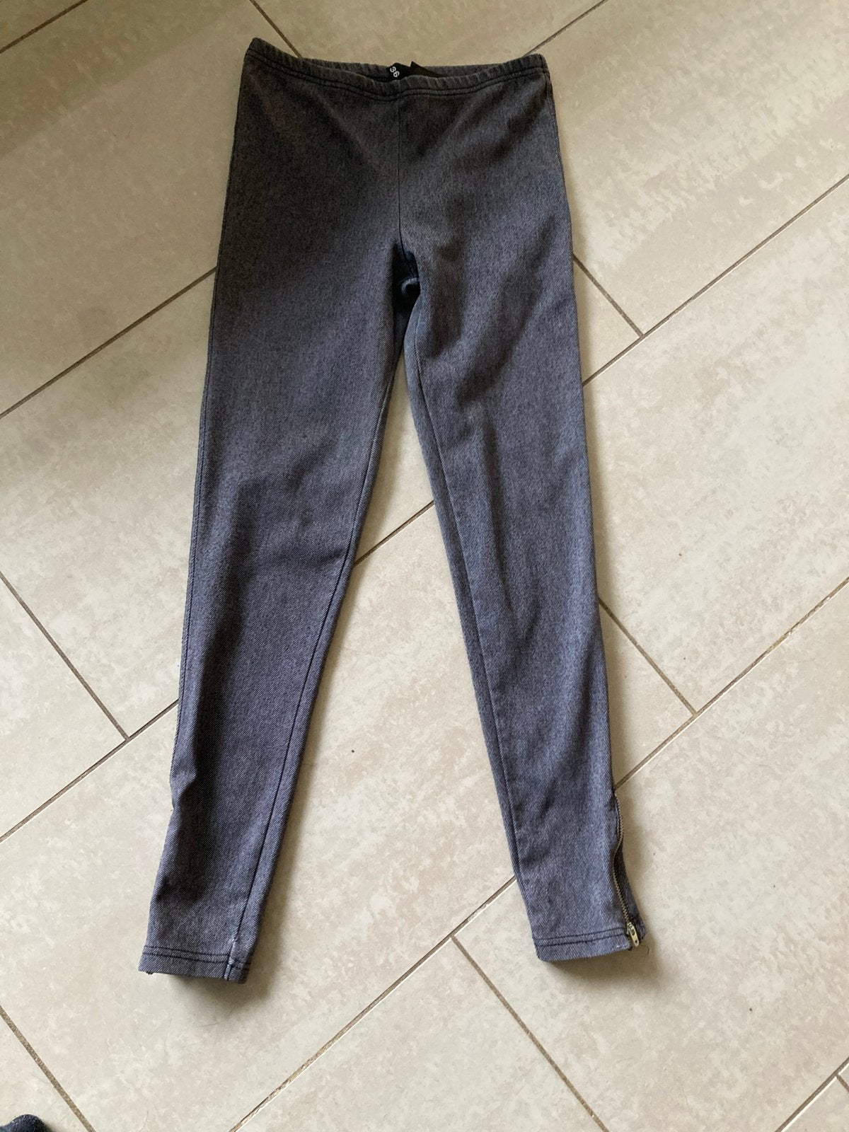 H&M Legging - Comfortabel & Elastisch, Legging, Overige maten, Ophalen of Verzenden, Grijs