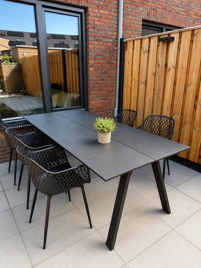 JYSK FAUSING Eettafel + 6 stoelen zwart, Ophalen, Gebruikt, Rechthoekig, Overige materialen