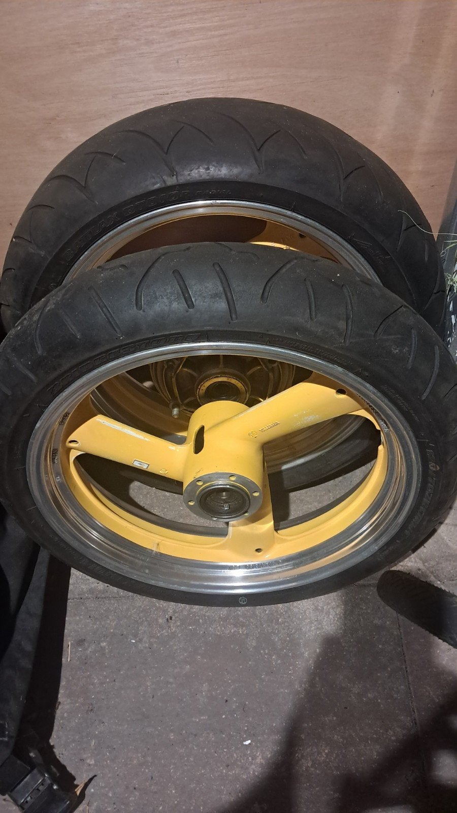 set gepolijste velgen yamaha FZR 1000cc, Motoren, Ophalen