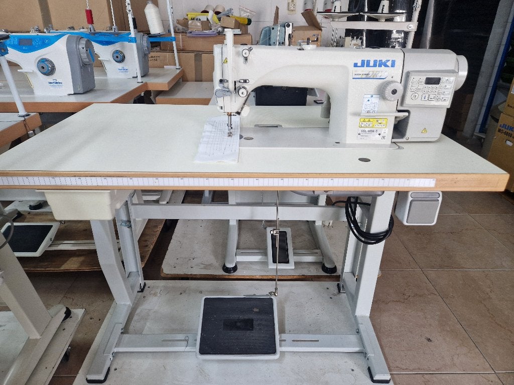 Juki 900A Naaimachine Automaat Zo goed als nieuw 3 VERKOCHT, Industrieel, Ophalen, Overige merken, Naaimachine