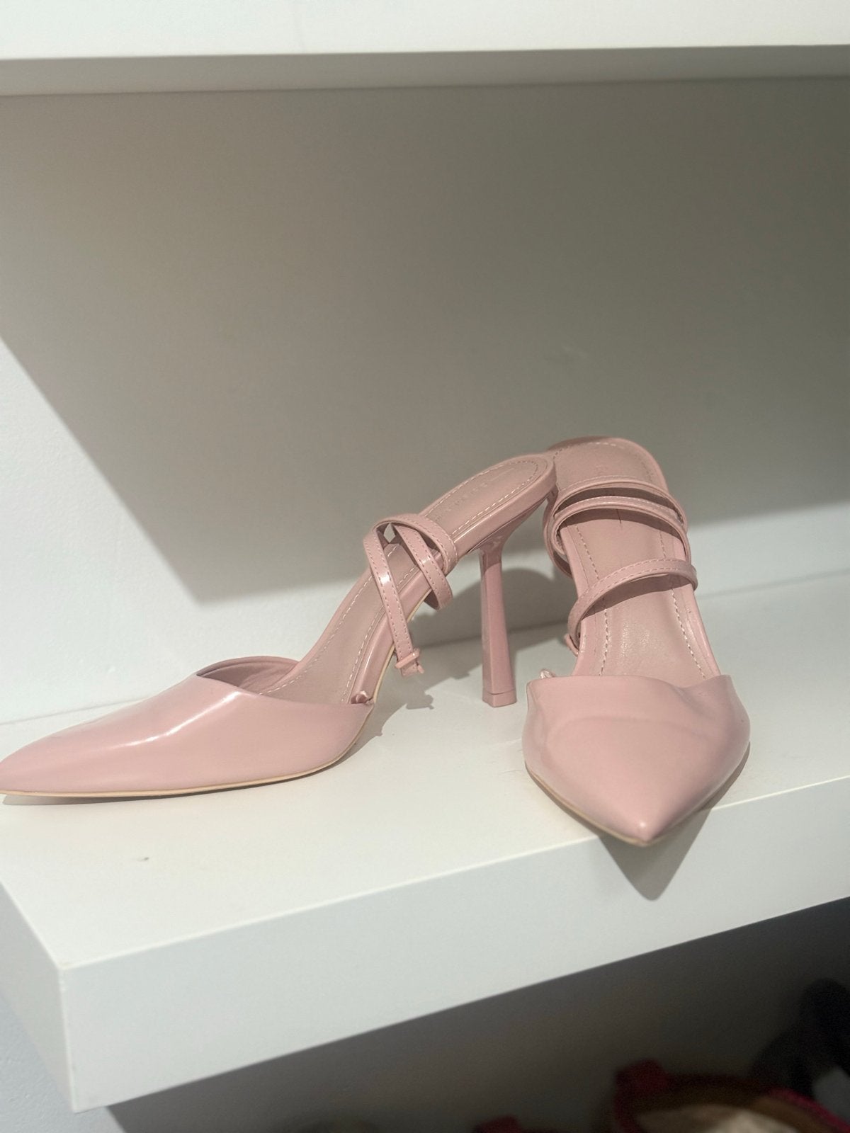Bershka hakken maat 40 (past ook voor 39), Ophalen of Verzenden, Gedragen, Roze, Pumps