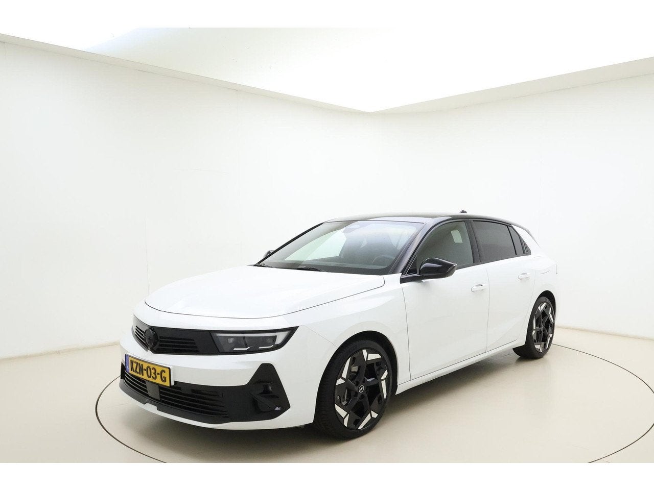 Opel Astra 1.6 Turbo Plug In Hybrid GSe | Climate control |, Automaat, Gebruikt, 4 cilinders, Alcantara