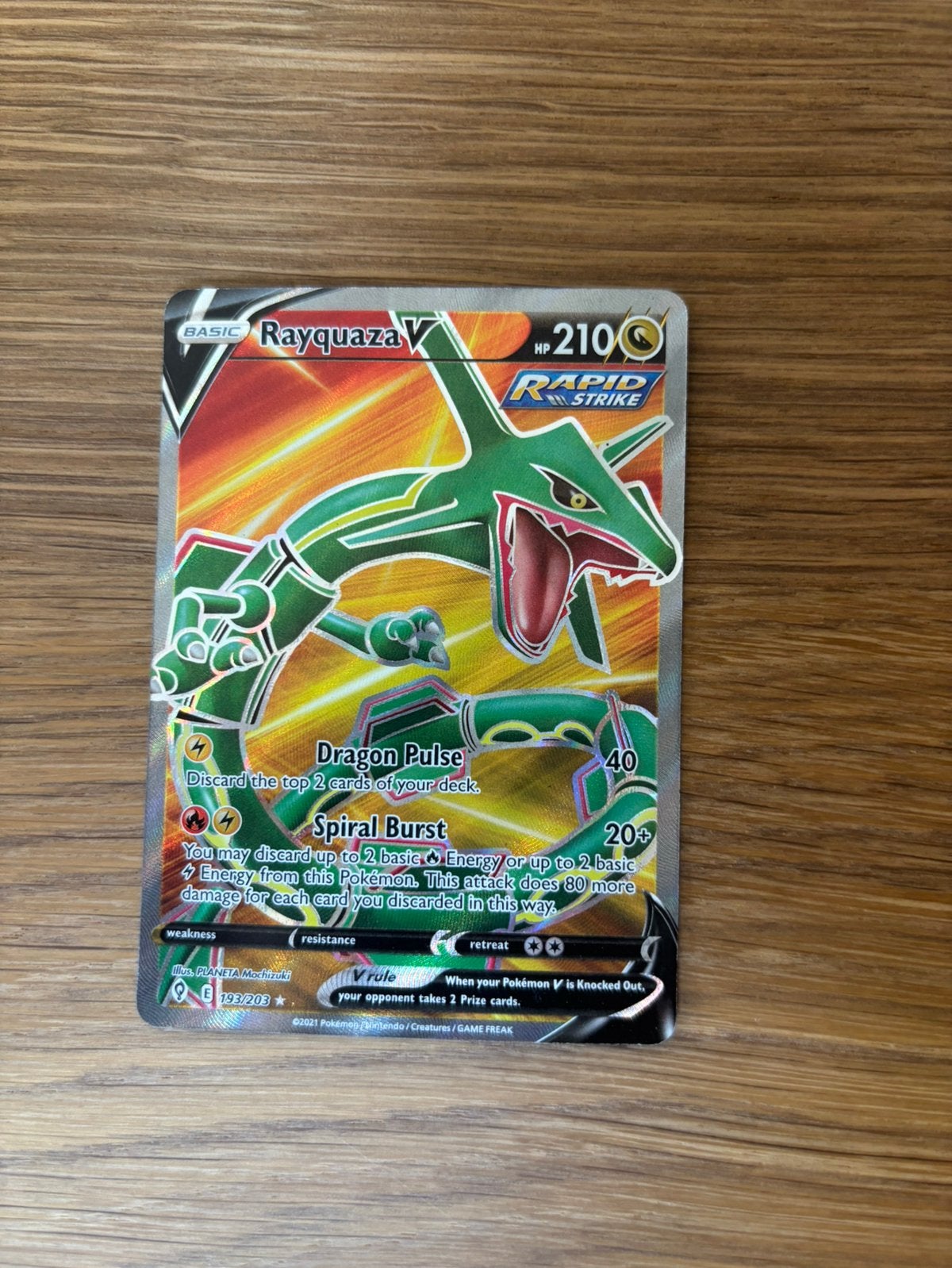 Full art v  rayquaza 193/203, Ophalen of Verzenden, Zo goed als nieuw