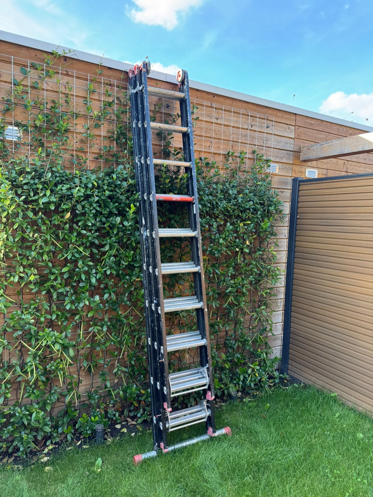 Altrex mounter 2x10/1x9 met muurafhouder & emmerhaak, Ophalen, Zo goed als nieuw, 4 meter of meer
