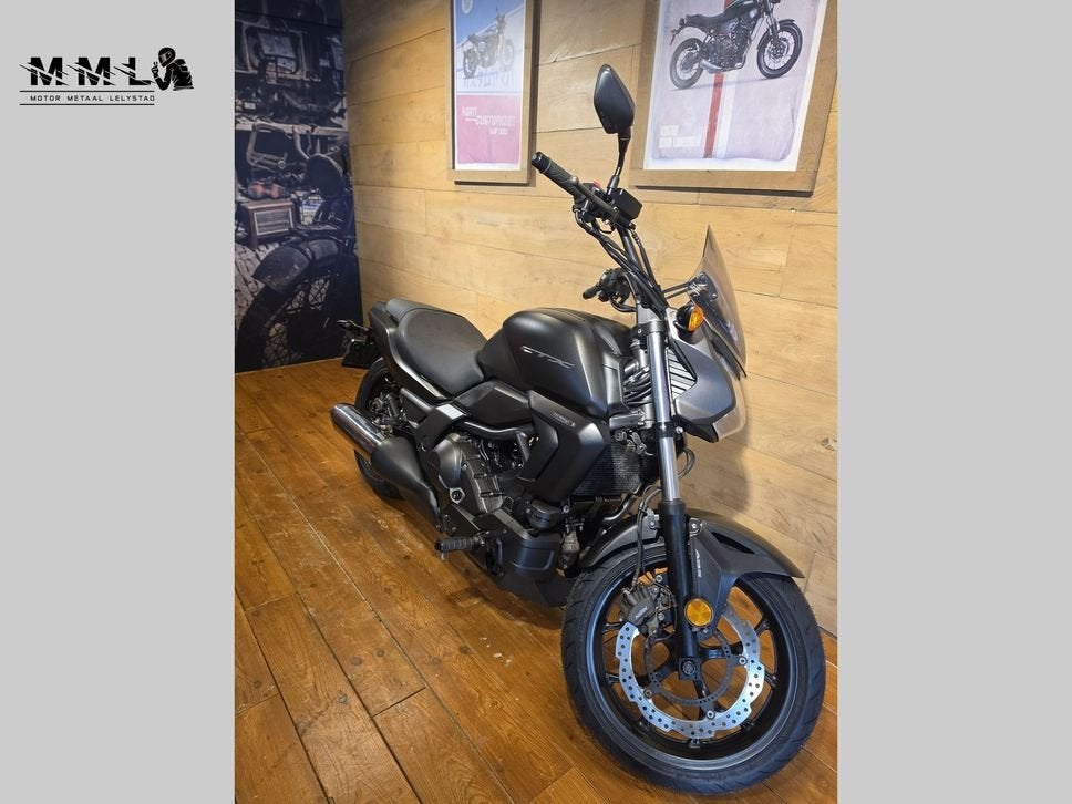 HONDA CTX 700 N DCT ABS (bj 2016) 0 km, Motoren, 2 cilinders, HONDA, Bedrijf, Onbekend
