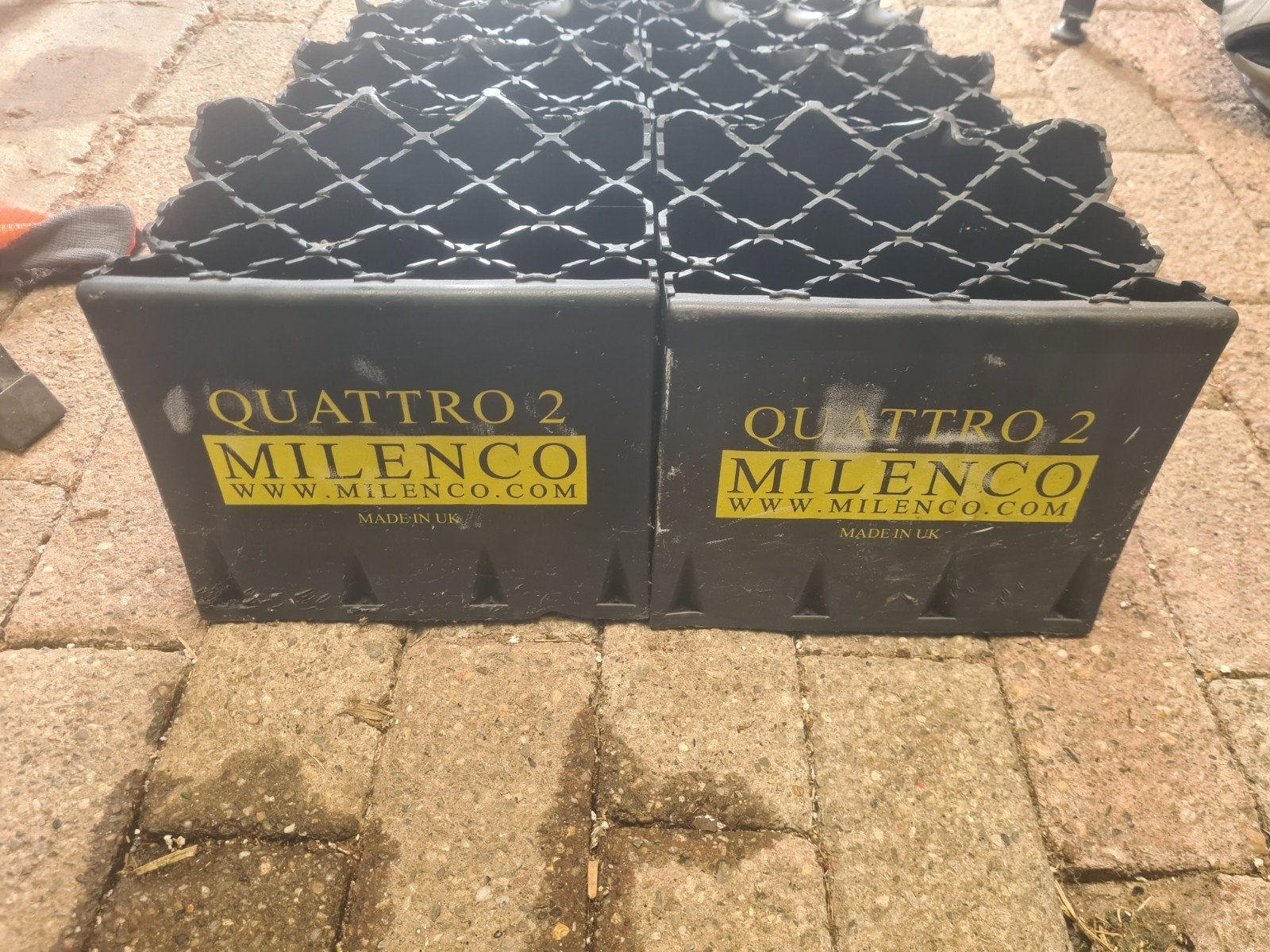 Milenco Quattro 2 oprijplaten/levellers, Caravans en Kamperen, Camper-accessoires, Ophalen, Gebruikt