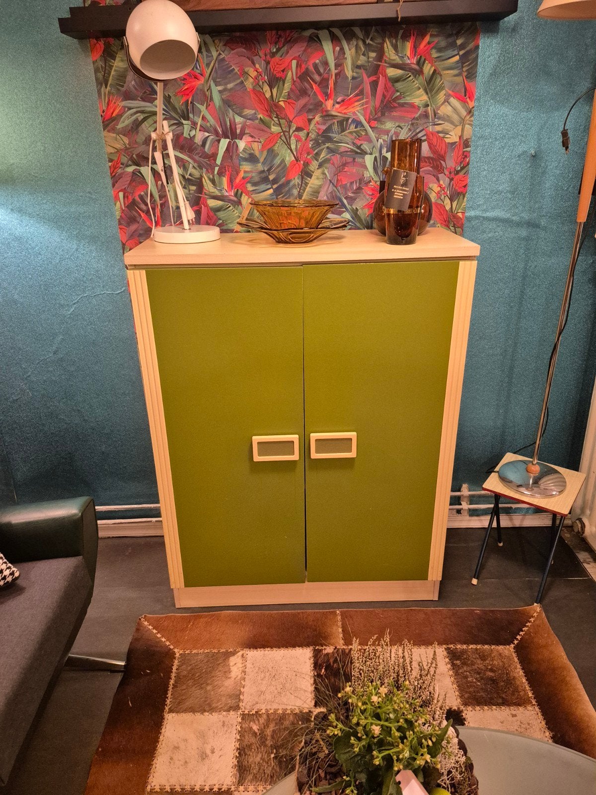 Vintage Groene Kast met Houten Details, Ophalen, Gebruikt
