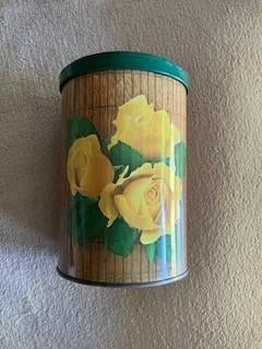 Tomado - vintage opbergblik met gele rozen - jaren '70, Verzamelen, Blikken, Gebruikt, Overige, Overige merken, Verzenden