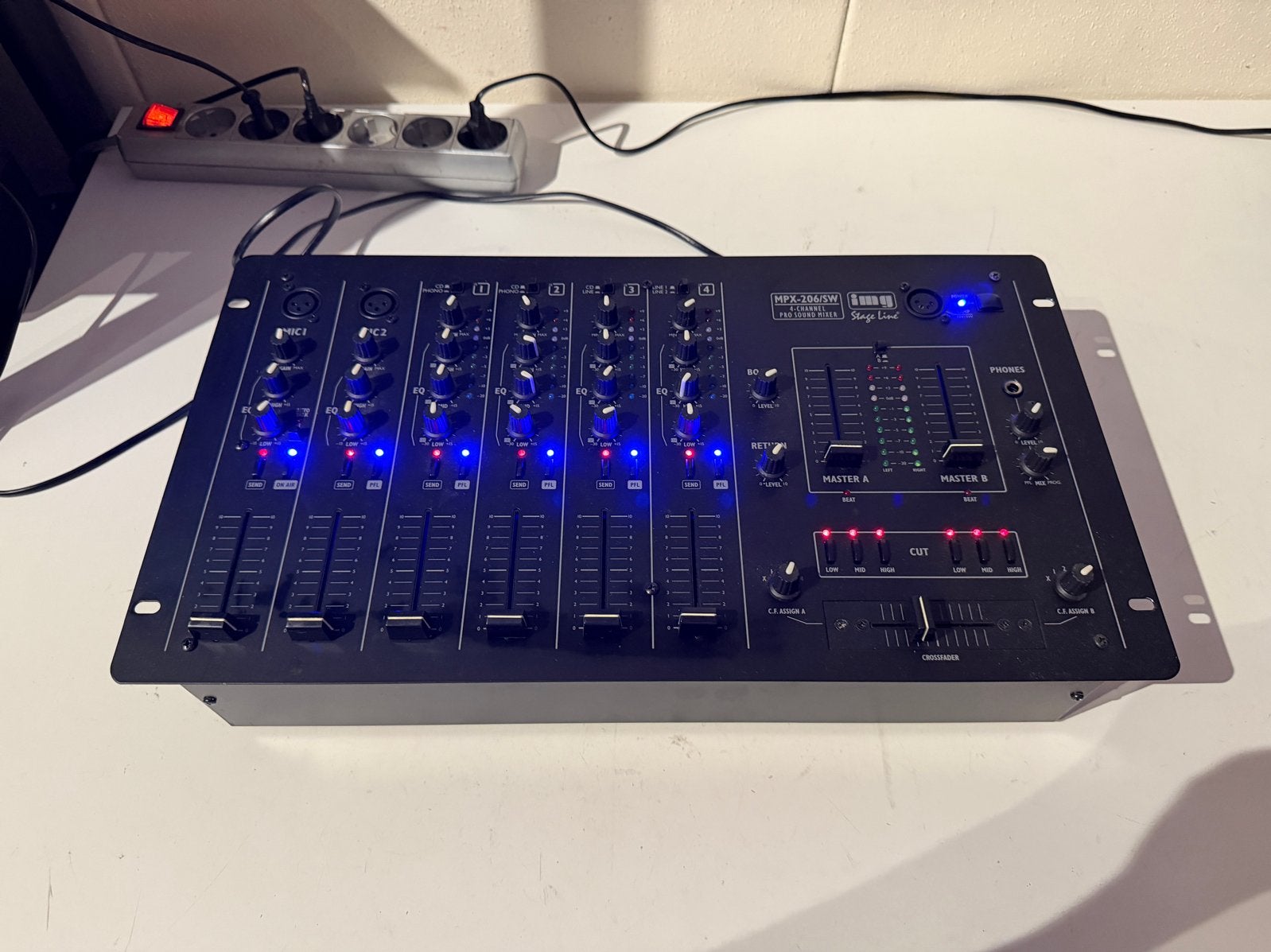IMG Stage Line MPX-206/SW 4-kanaals Pro Sound Mixer, Ophalen of Verzenden, Gebruikt, Minder dan 5 kanalen, Microfooningang
