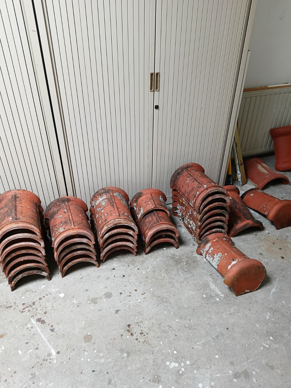 Gebruikte  JD nokvorsten rood, Gebruikt, Steen of Klei, Ophalen of Verzenden, 15 m² of meer