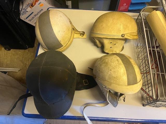 4 oude helmen te koop, Ophalen, Tweedehands, Overige merken