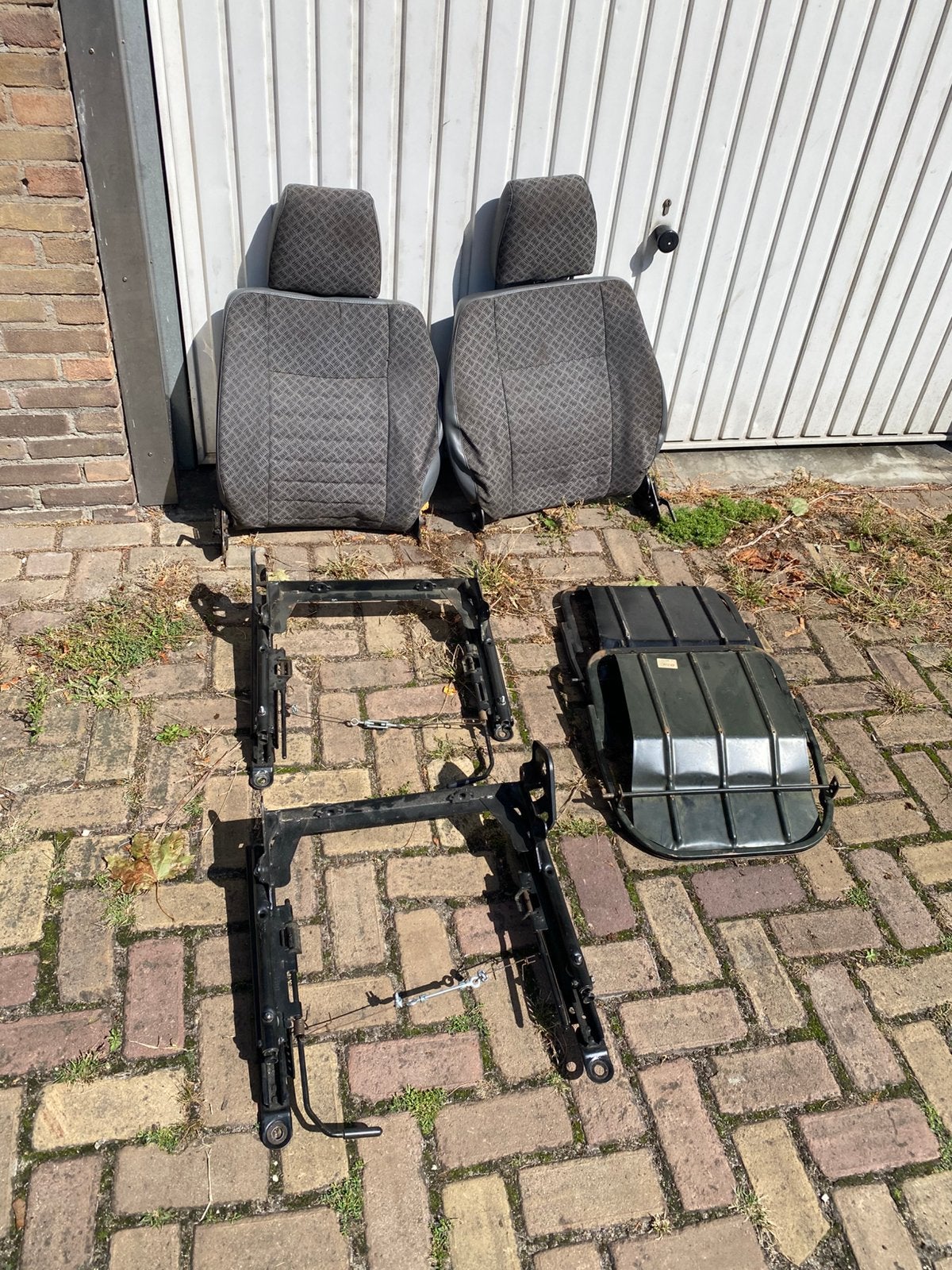 Landrover Defender spullen (stoelen, wielhouder, beugels..), Ophalen, Gebruikt, Land Rover