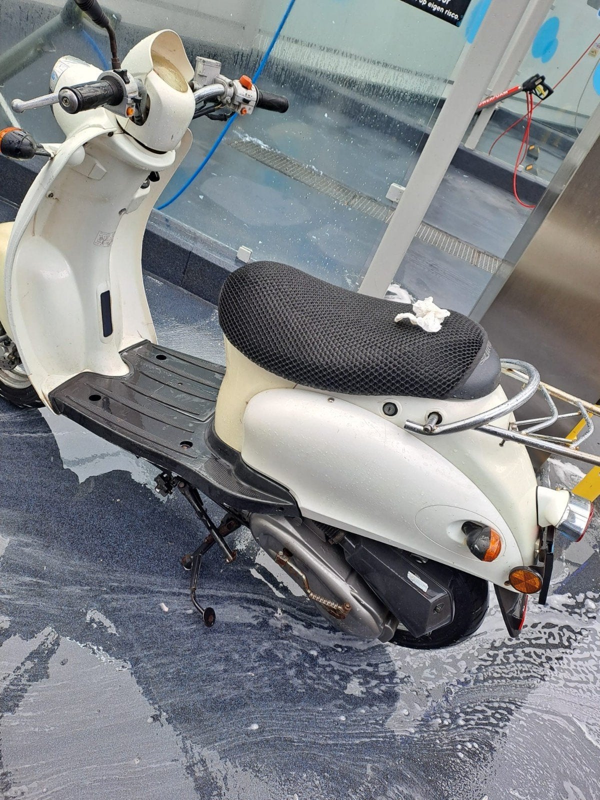 Witte Retro Scooter - Goed Onderhouden, Fietsen en Brommers, Scooters | Overige merken, Ophalen